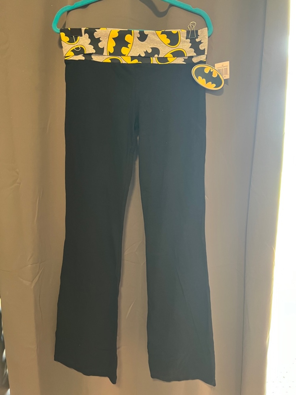 DC Comics  Black Yoga Leggings with Yellow Batman Logo Waistband